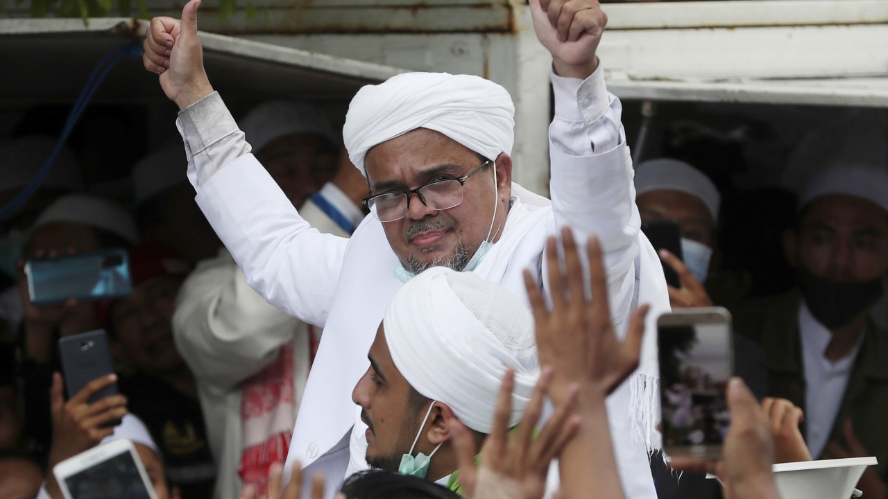 Endonezyalı radikal din adamı Habib Razieq Shihab hapisten çıktı