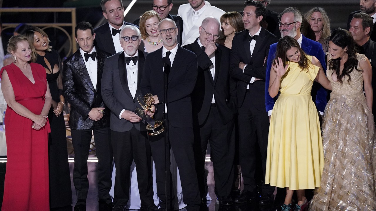 Emmy 2022: Succession, Squid Game'i geçerek en iyi drama ödülünü kazandı, Koreli hit Lee Jung-jae en iyi erkek oyuncu ödülünü kazandı; Beyaz Lotus, Ted Lasso, Zendaya da kazananlar arasında