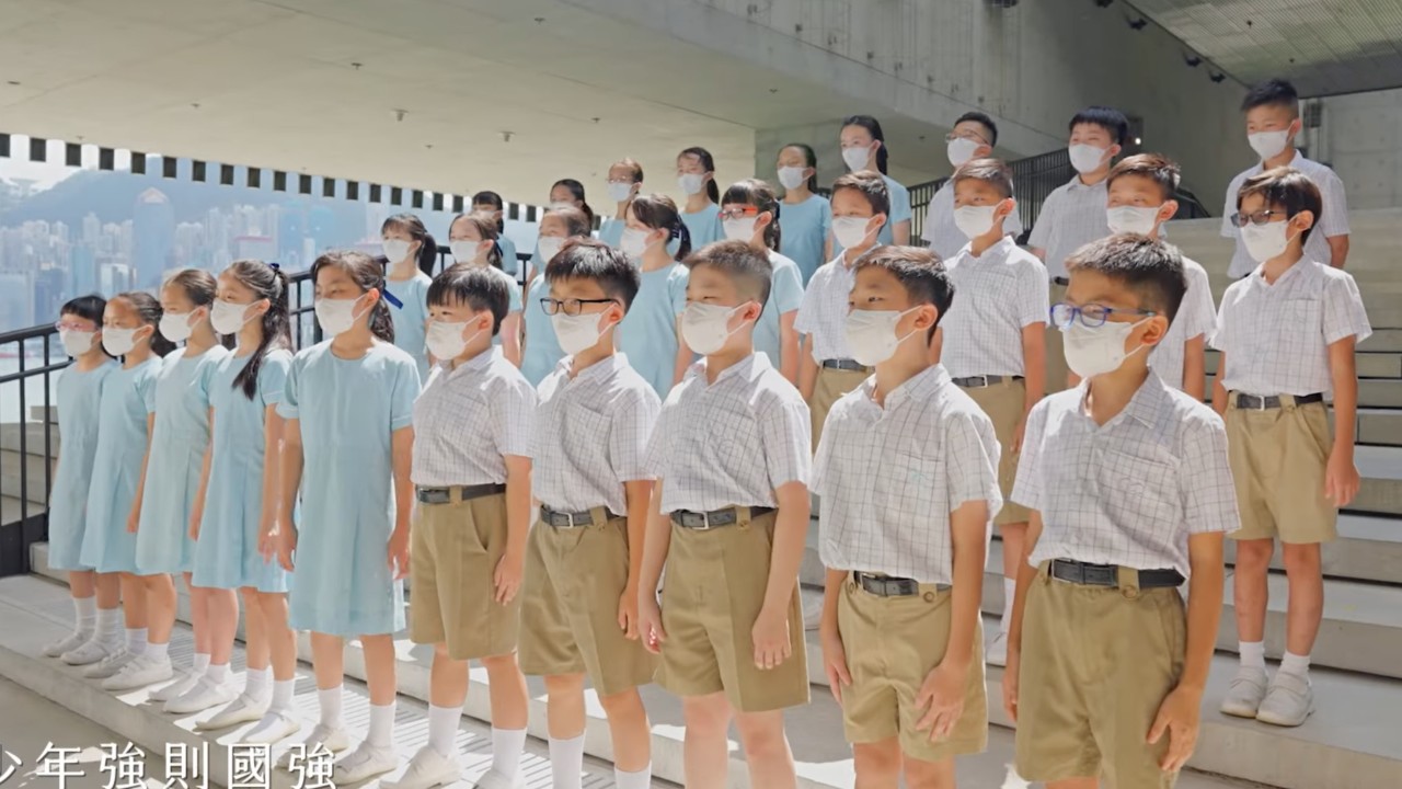 Hong Kong okulları Ulusal Gün öncesinde vatansever müzik videosu oynatmaya 'teşvik edildi'