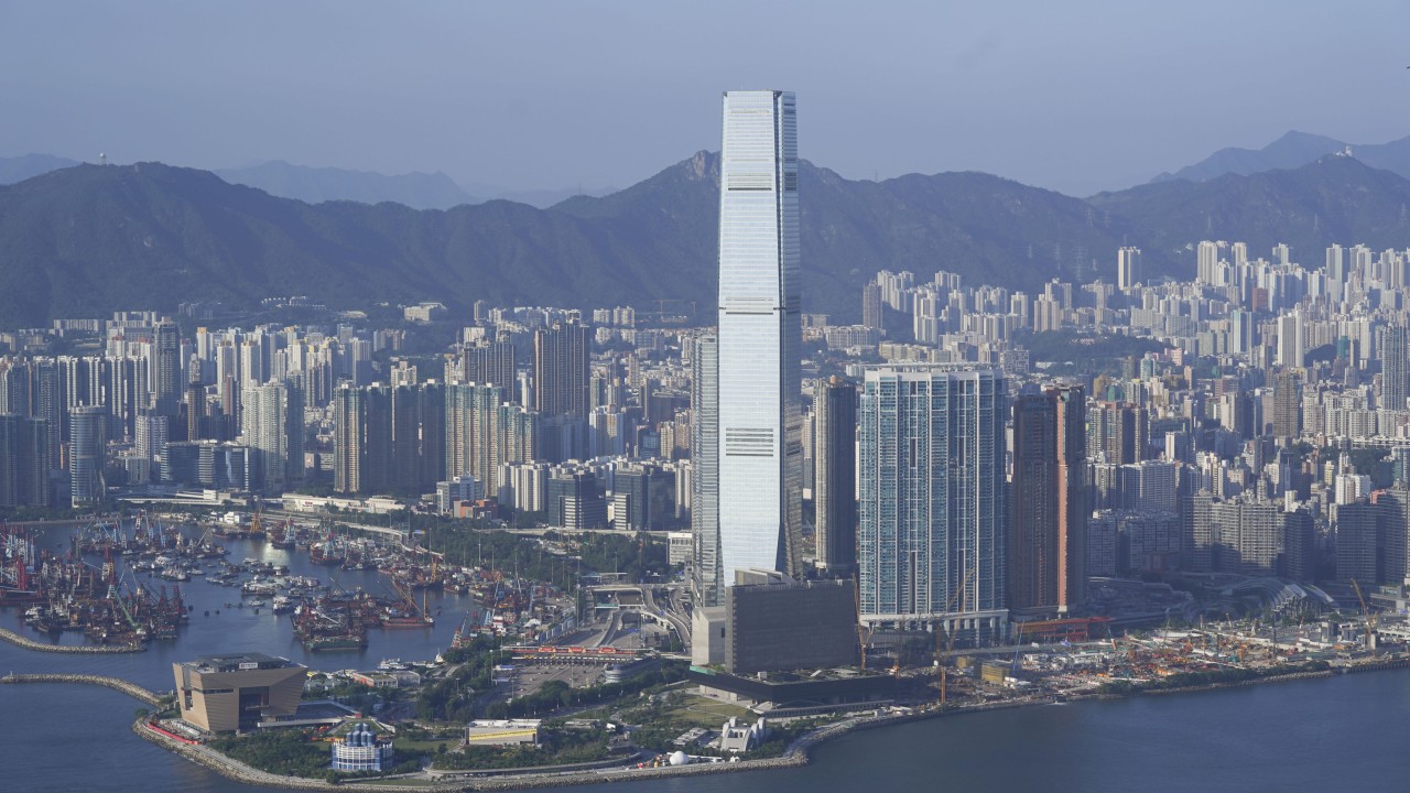 Tek teklif veren Sun Hung Kai Properties, zorlu pazar rakip teklifleri caydırdığı için West Kowloon ticari arsasını kazandı