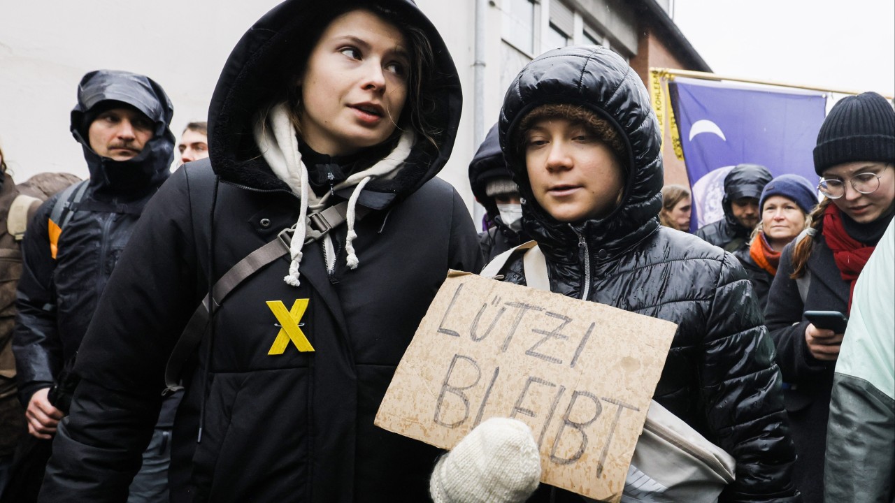 İklim aktivisti Greta Thunberg, maden köylerinin yıkımına destek veren Alman Yeşiller'i eleştirdi