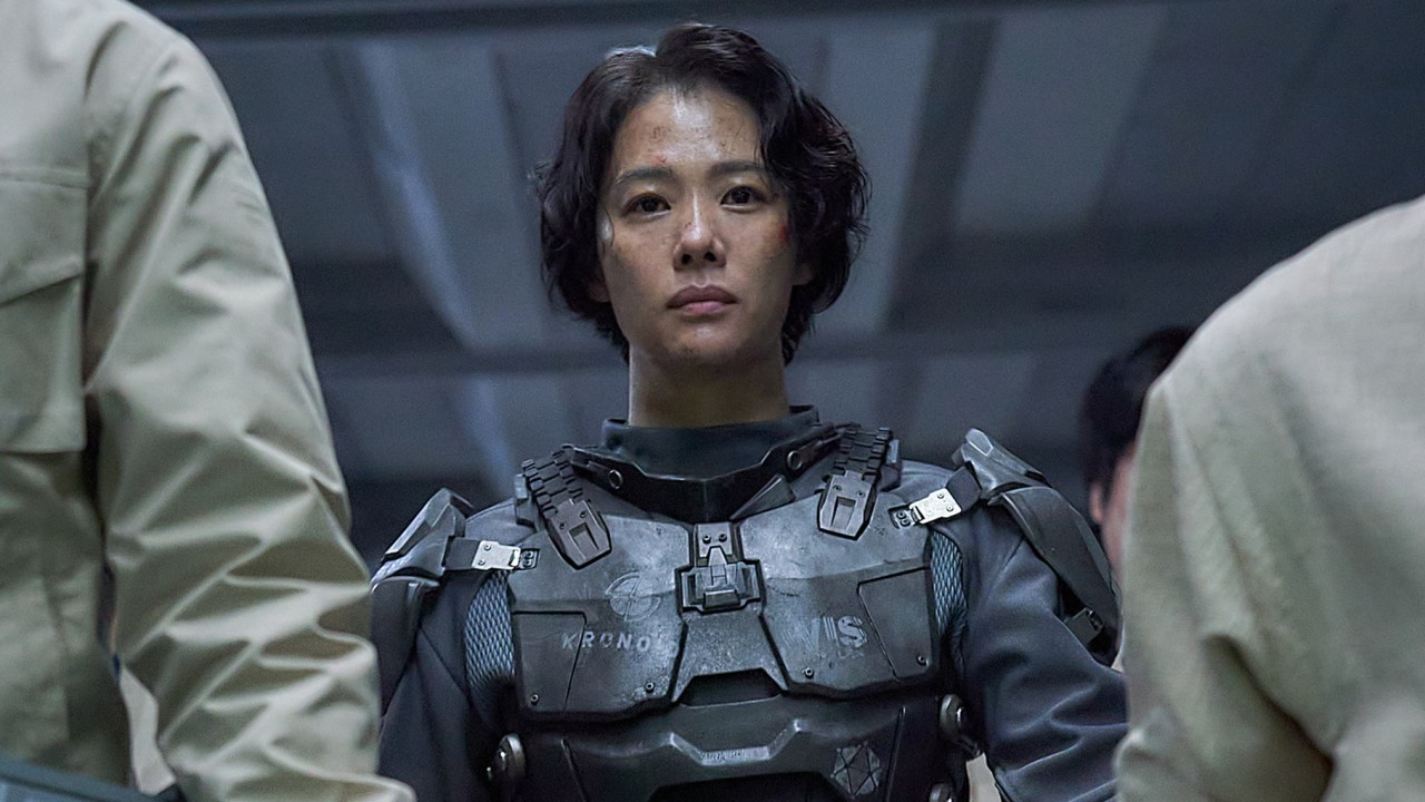 Jung_E 女演员 Kim Hyun-joo 在 Netflix 科幻电影中突破界限以及她计划休息的原因
