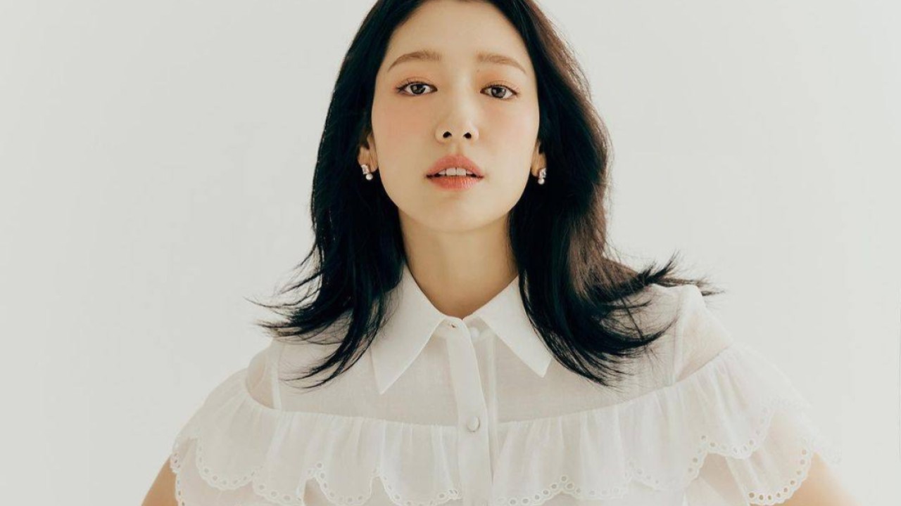 Who is Park Shin-hye, Korean actress known for hit drama series The Heirs and Pinocchio, Netflix thriller The Call – and new mother of a baby boy with husband Choi Tae-joon?
