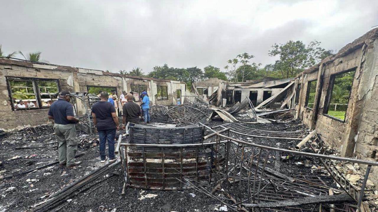 Guyana'da 19 kişinin ölümüne neden olan okul yurdu yangını 'kötü niyetle' çıkmış olabilir