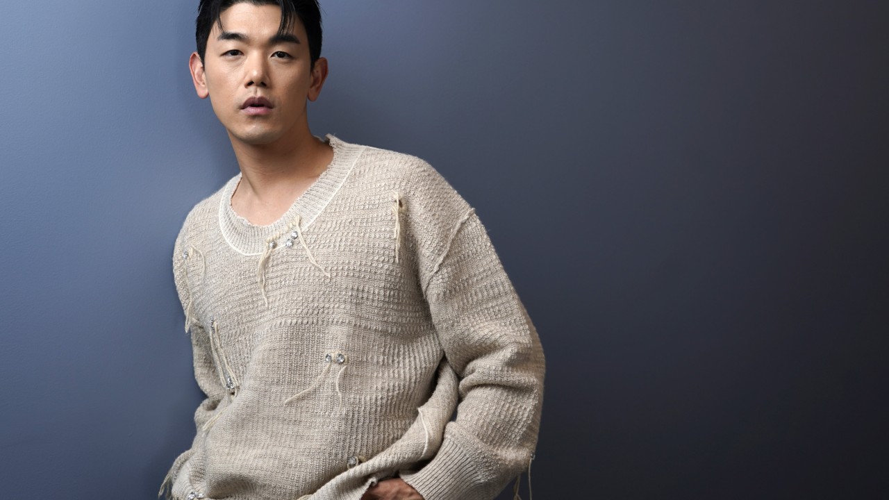 “超级大国”：韩国流行歌星 Eric Nam 在他的最新专辑《House on a Hill》中展现了他的多元文化身份