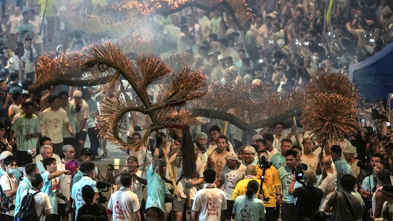 Fire dragon dance lights up Tai Hang providing ‘real night vibes Hong Kong has long missed’