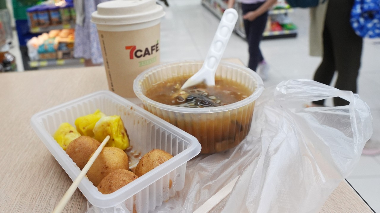 Confused over where to eat takeaway fish balls, siu mai when out and about? The Post explains store policies under Hong Kong’s plastics ban