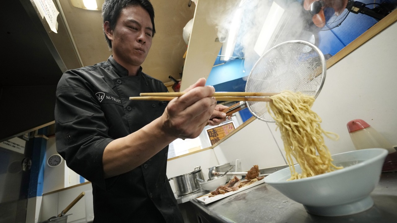 为什么日本的拉面不仅仅是一碗面条：它是一种体验