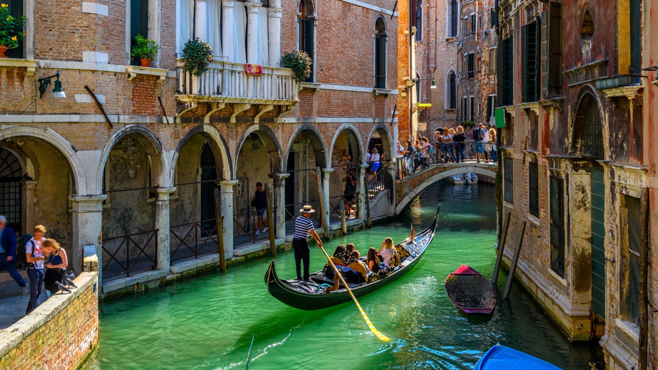 From ‘sad’ Niagara Falls to ‘boring’ Grand Canyon to Venice – ‘it’s just a canal’ – tourists’ LOL online reviews