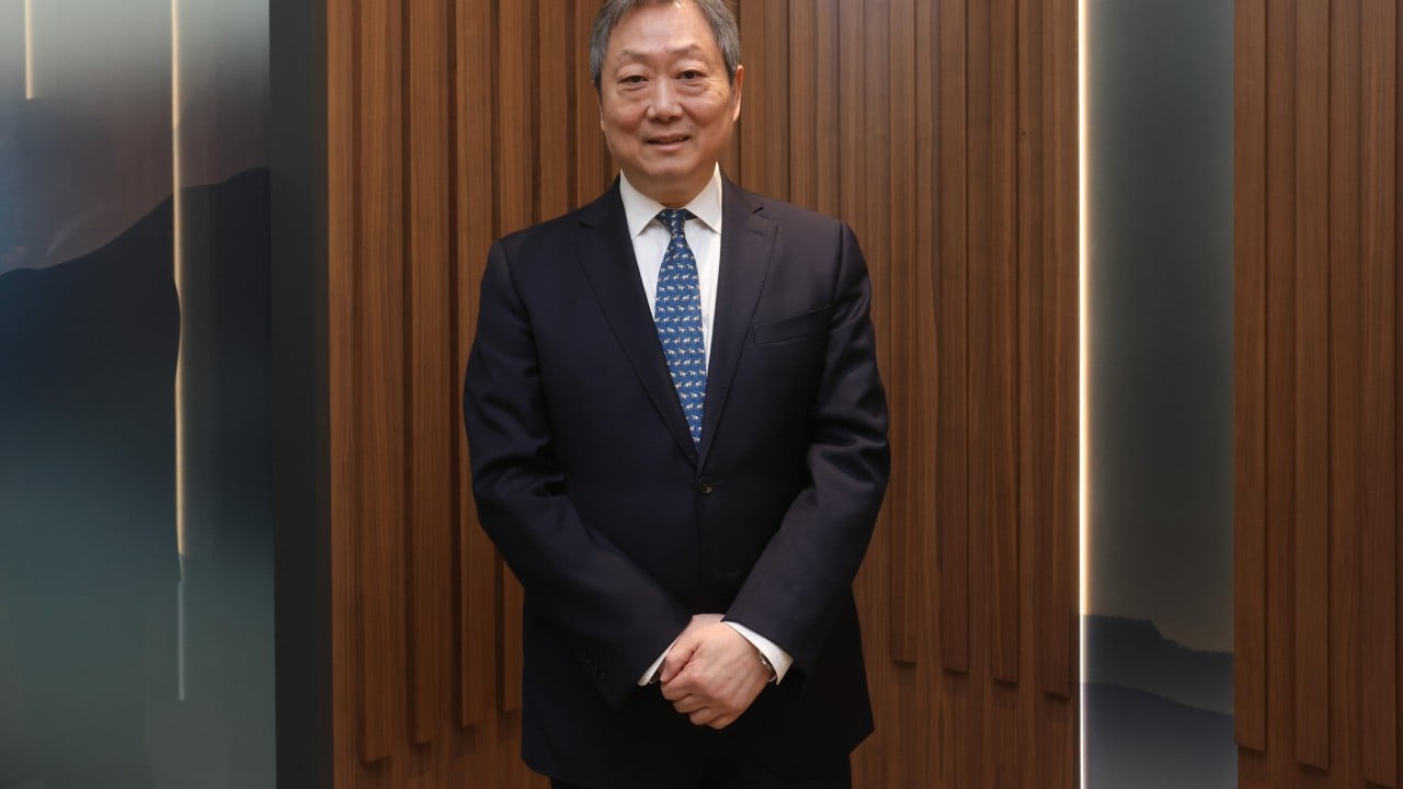 Hong Kong names accounting regulator Kelvin Wong as next SFC chairman