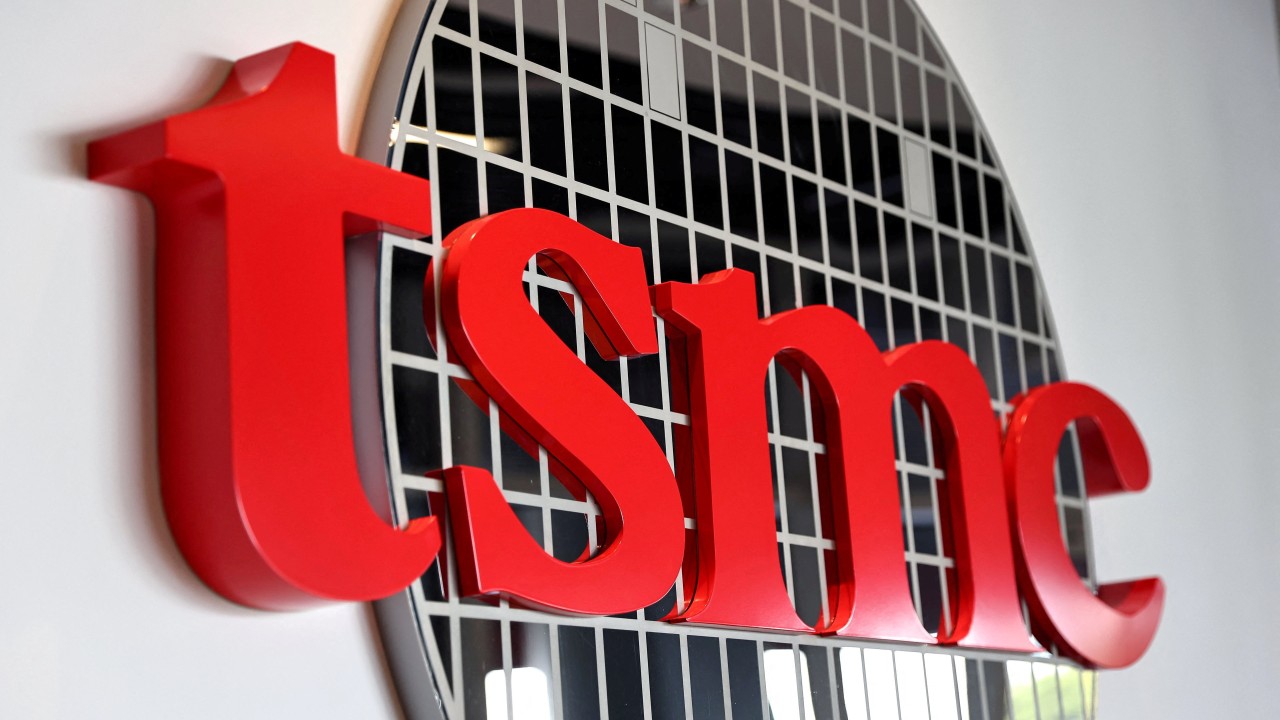 US orders TSMC to stop sending advanced chips used in AI applications to Chinese customers