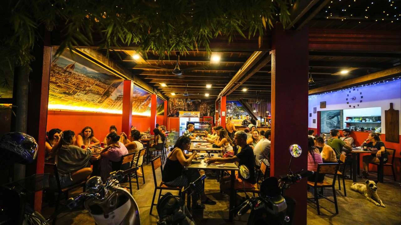 Laotian tourist hotspot overshadowed by string of deadly poisonings
