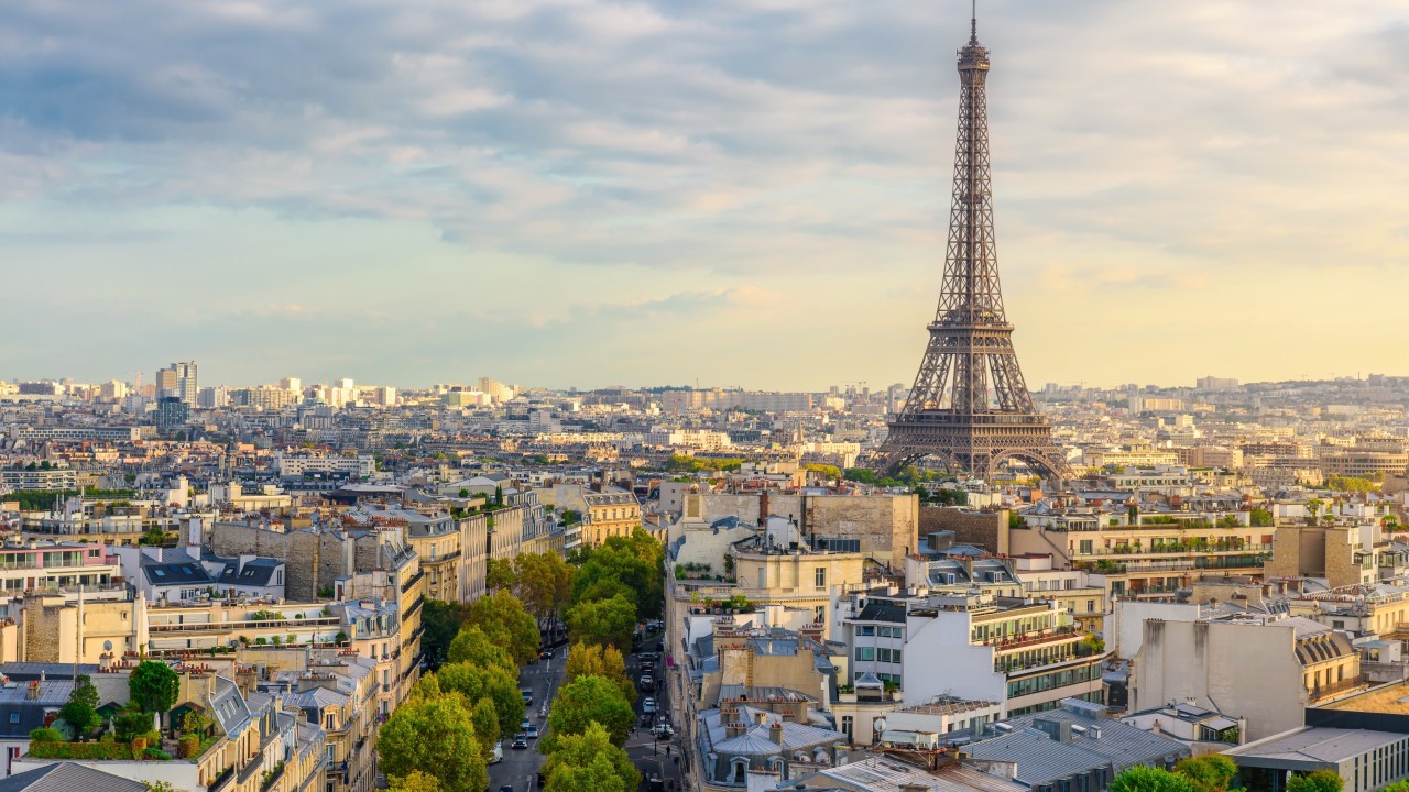 Paris joins clampdown on holiday apartment rentals, blamed for housing shortage