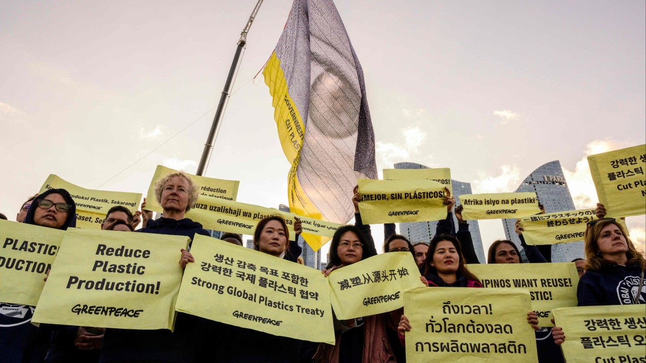 Greenpeace boards tanker in South Korea to protest plastic pollution