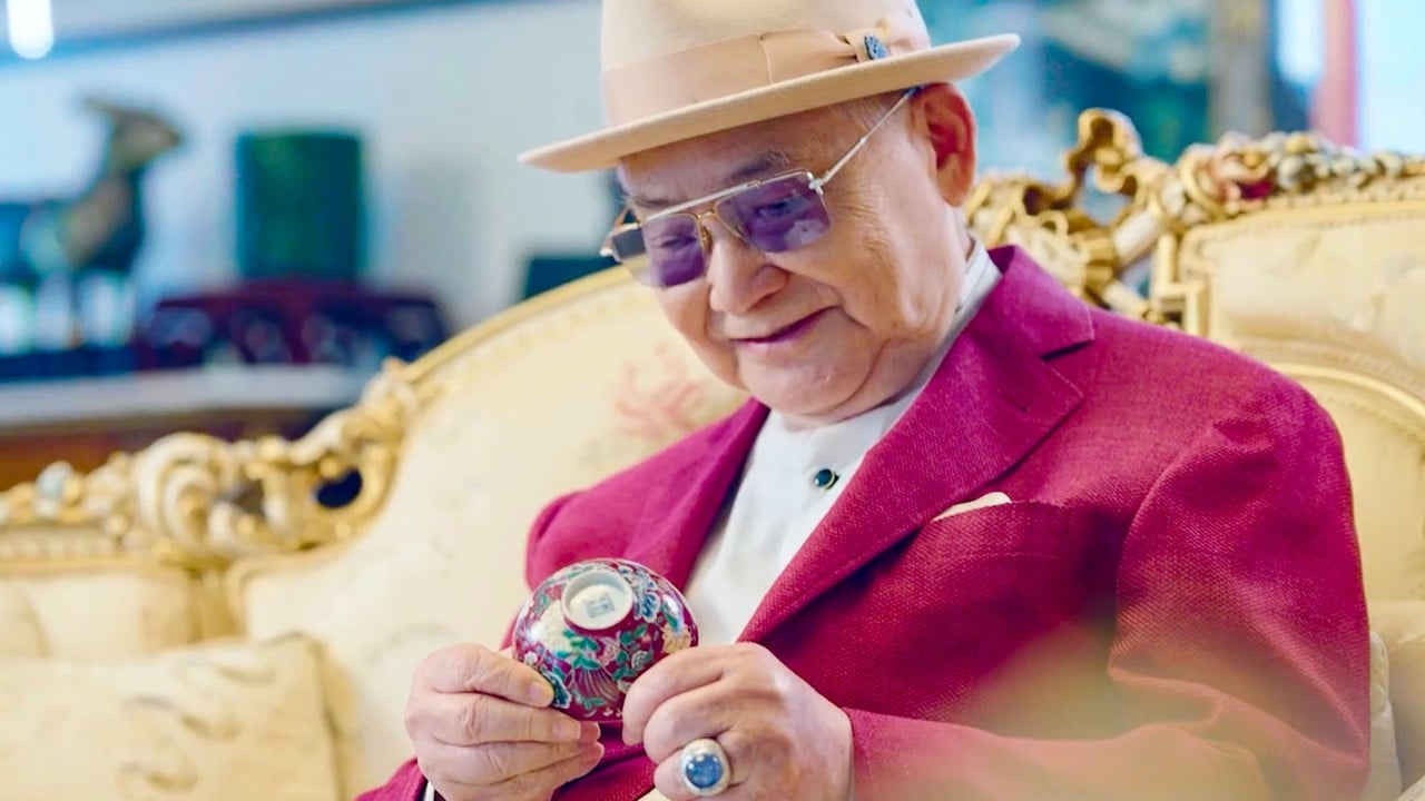 Legendary Hong Kong art dealer Robert Chang dies at age 97