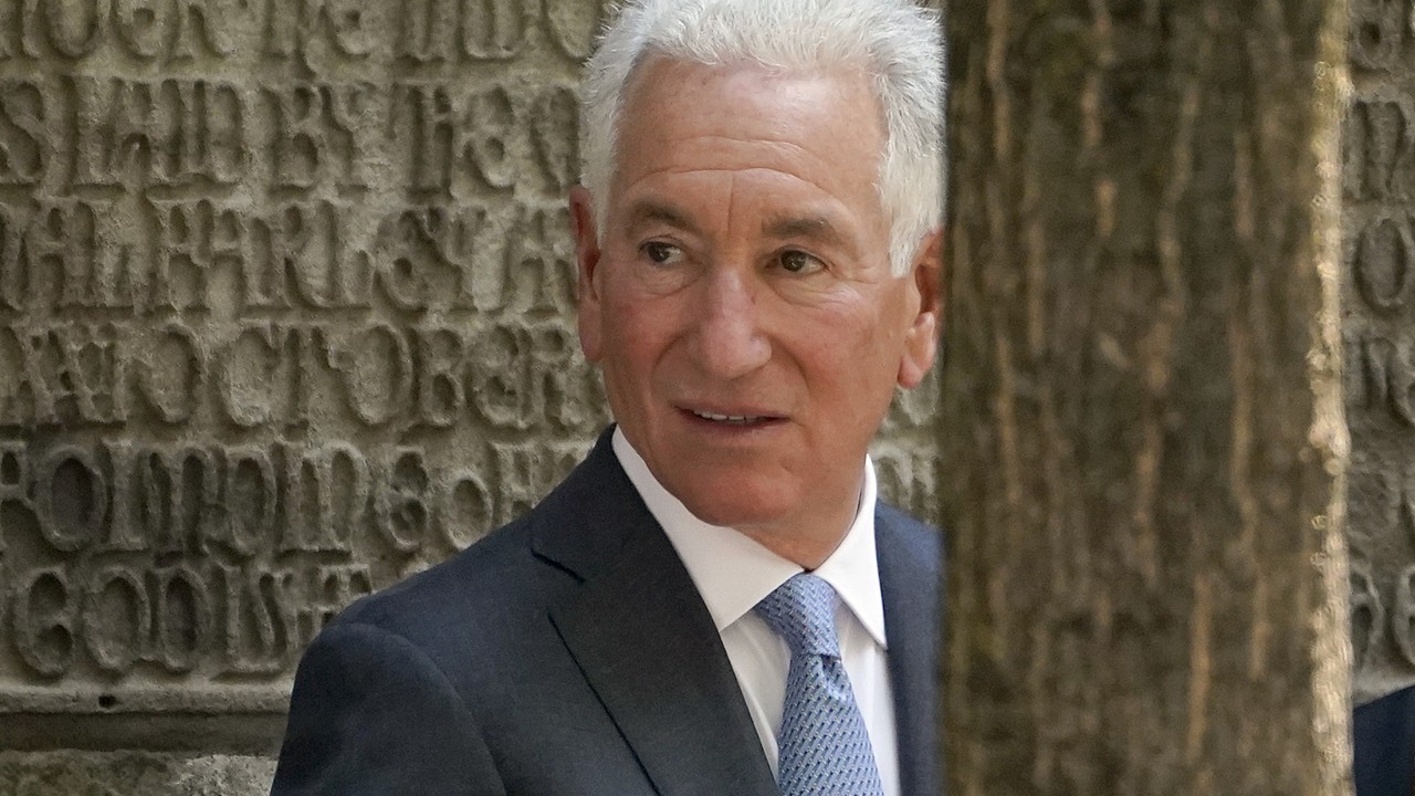 Trump taps Charles Kushner, his son-in-law’s father, as envoy to France