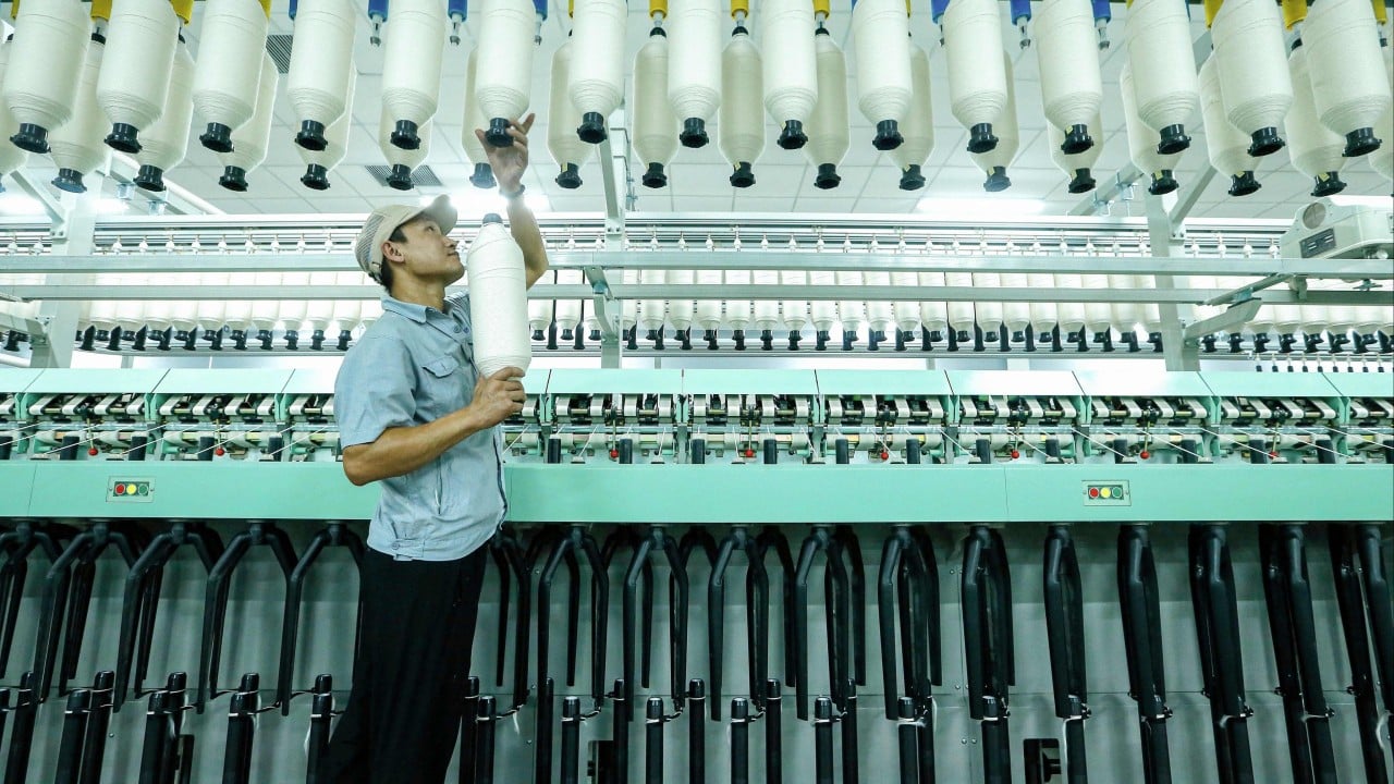 Chinese economist calls for confidence, says GDP target should remain 5% in 2025