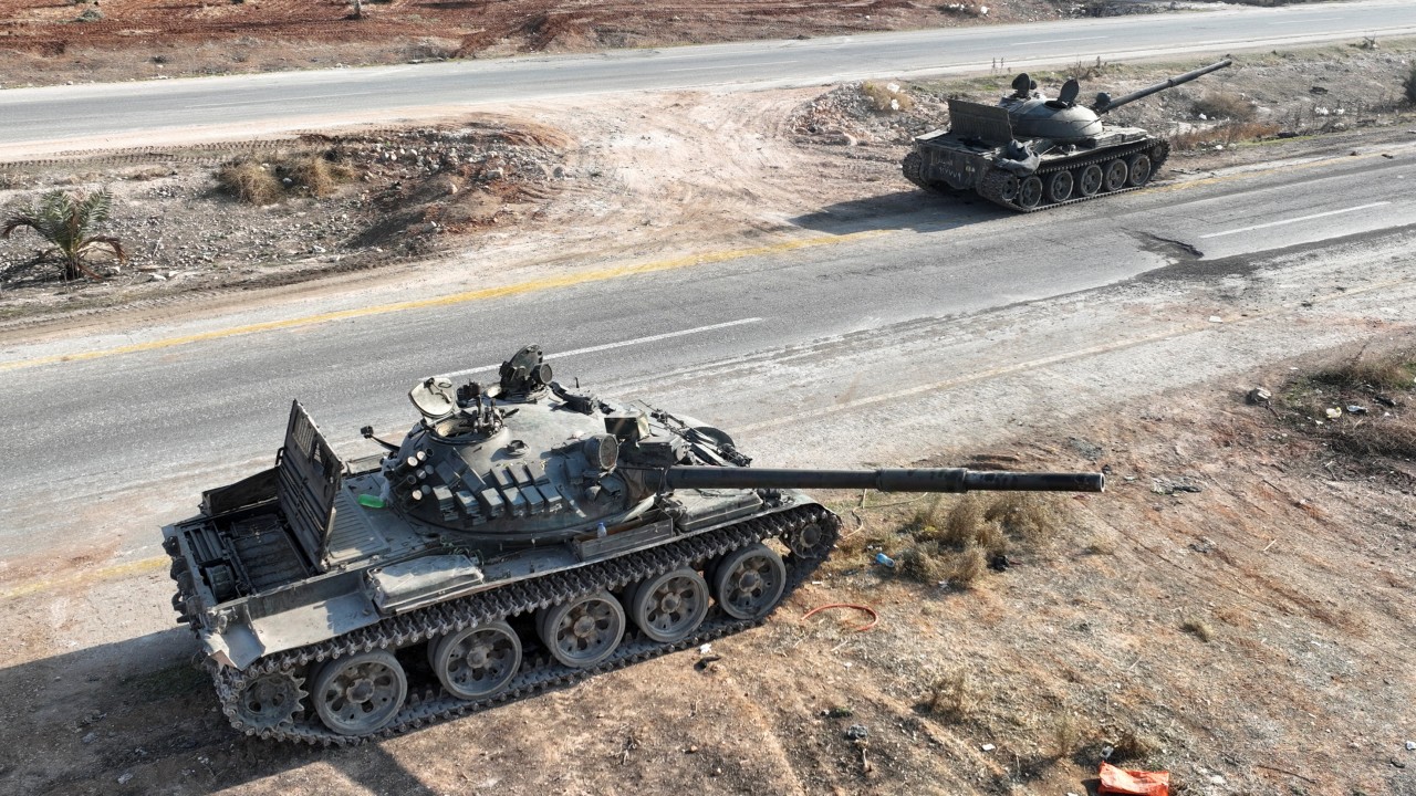 Syrian rebels claim to reach key city of Homs, as they seek to topple Assad