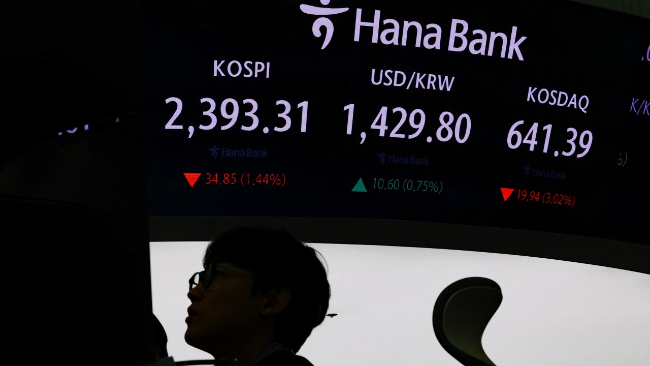 South Korea’s central bank vows to stabilise markets amid political turmoil