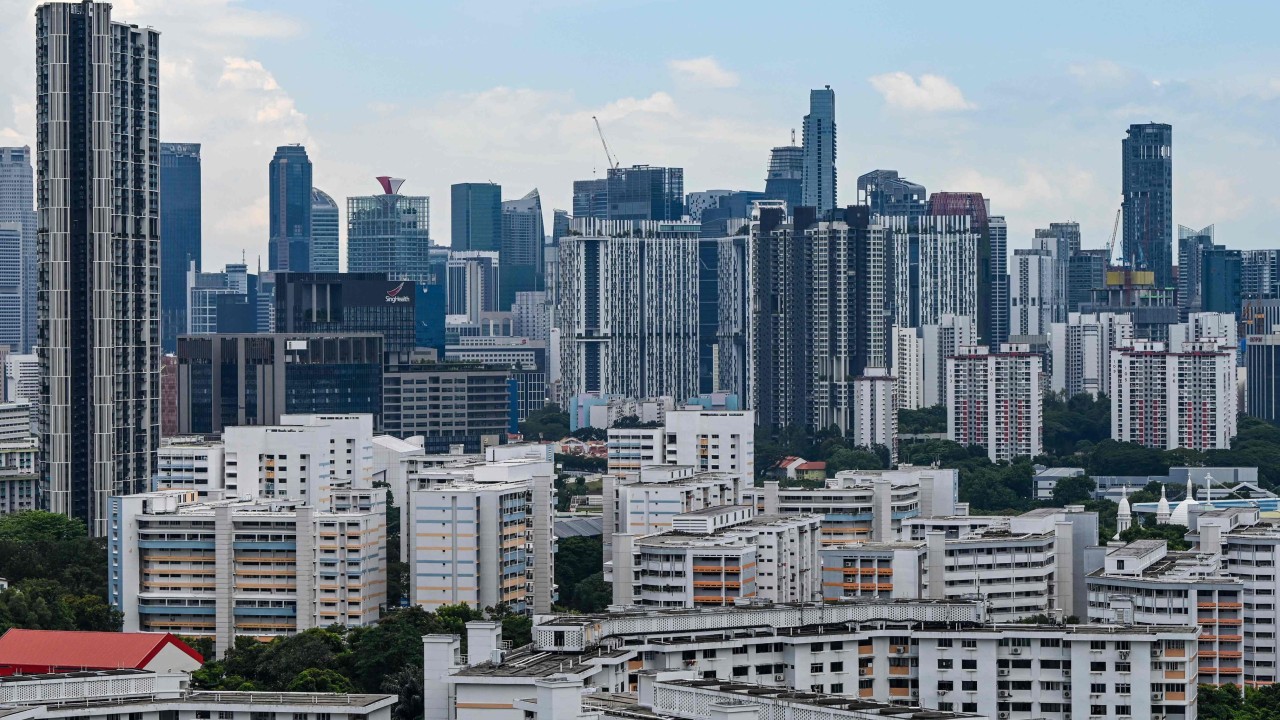2 Chinese nationals admit breaking into Singapore home, stealing jewellery worth US$422,000