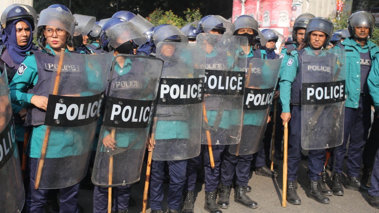 Bangladesh faces election uncertainty amid unrest and weakened police force