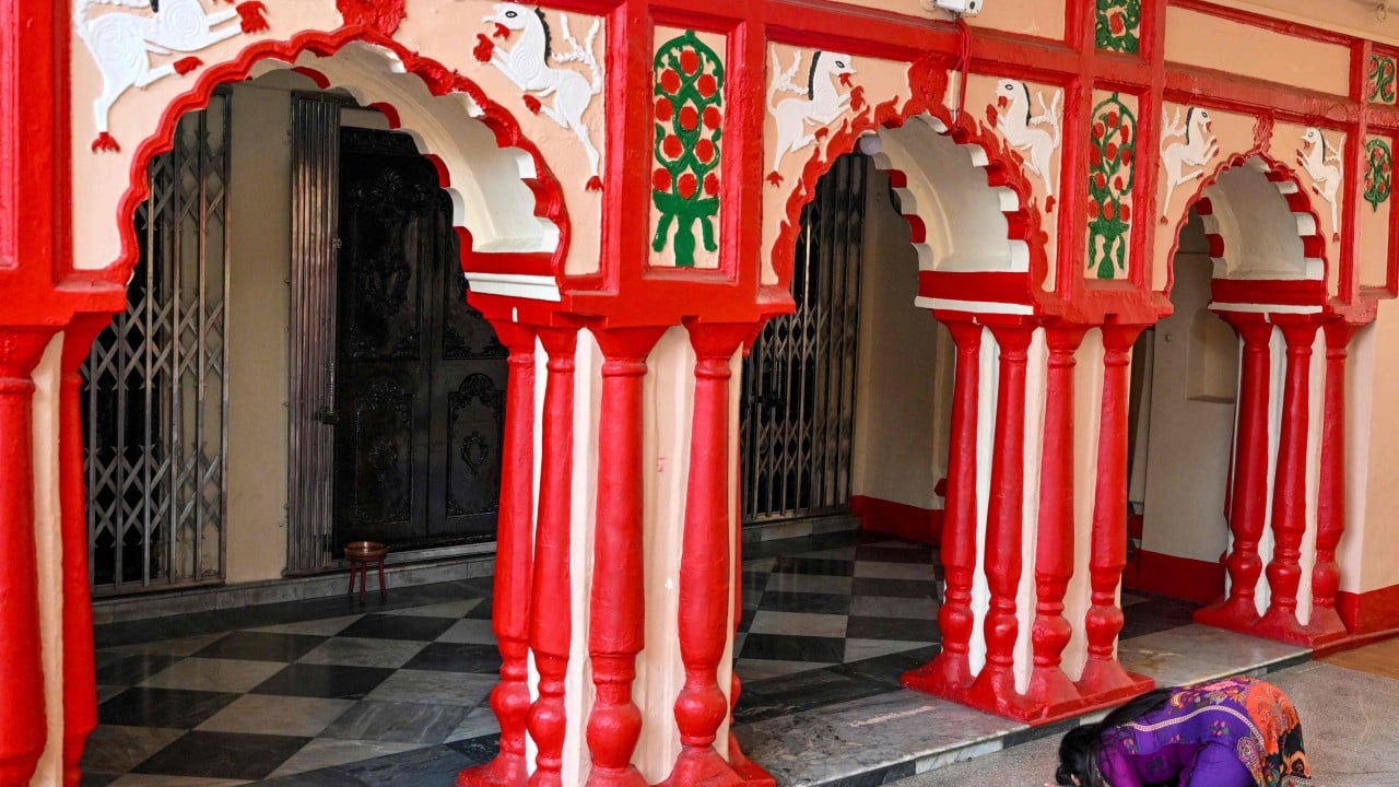 Minorities fear targeted attacks in post-revolution Bangladesh