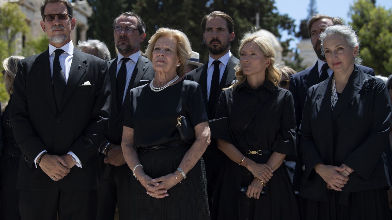 Former Greek royal family expresses ‘deep emotion’ after regaining citizenship
