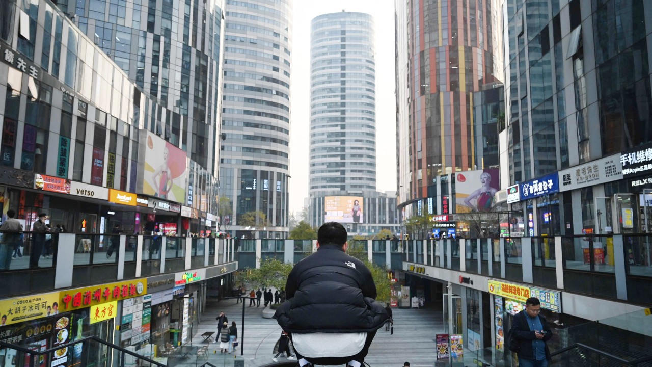 China’s small businesses gasp for air as consumption slump deepens