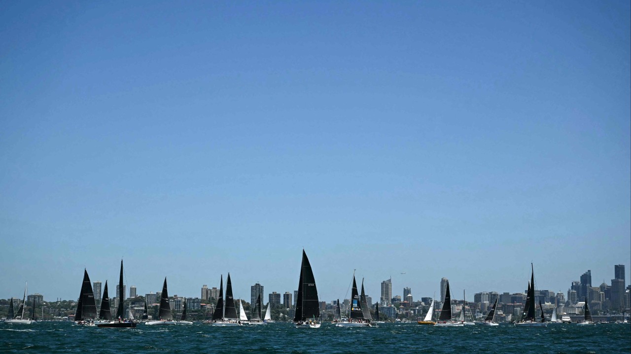 2 dead in separate incidents during treacherous Sydney-Hobart yacht race