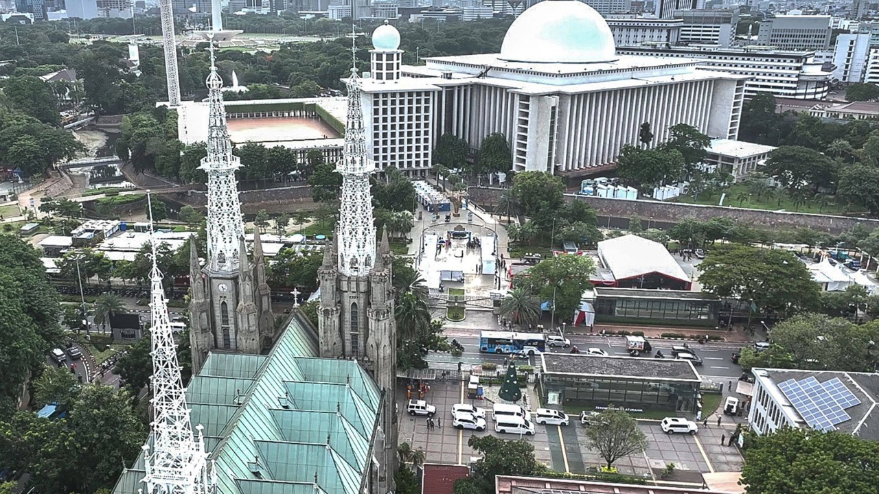 Indonesian court’s ‘unfortunate’ ruling on citizens’ religion sparks discrimination fears