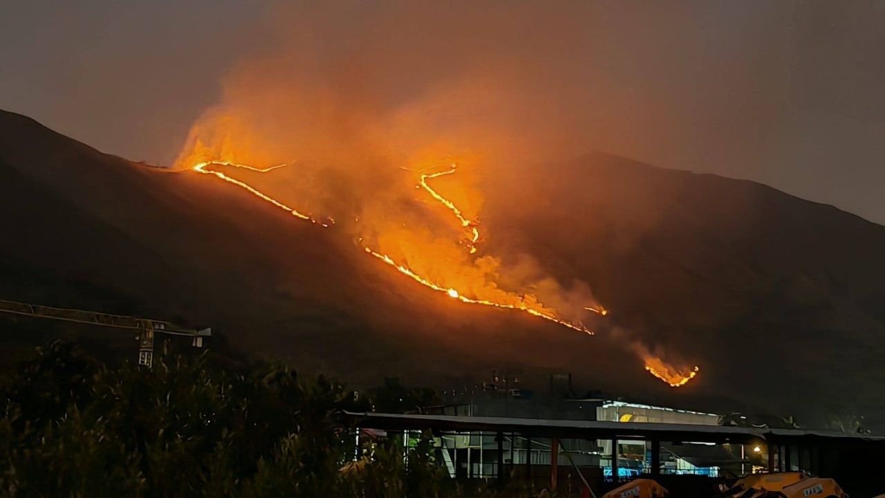 2 hikers rescued from hill fire raging over 4 hours in Hong Kong’s Yuen Long