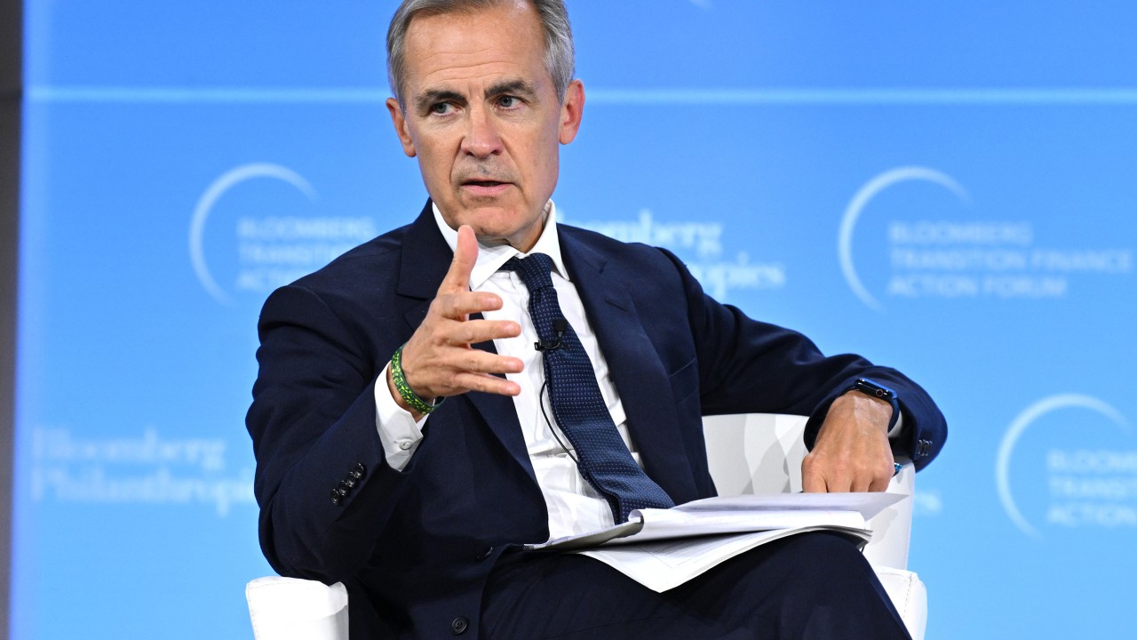 Ex-Bank of England chief Mark Carney hints at replacing Justin Trudeau as Canadian PM