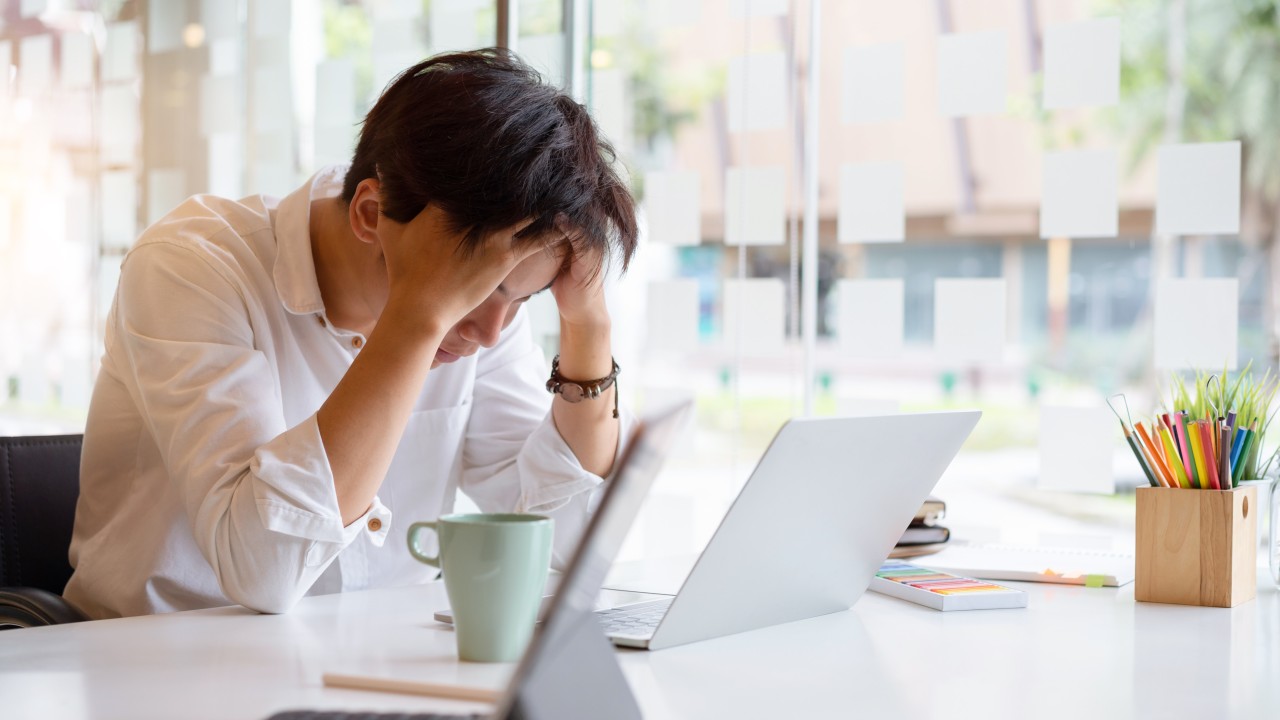 How to set boundaries at work to improve your mental health