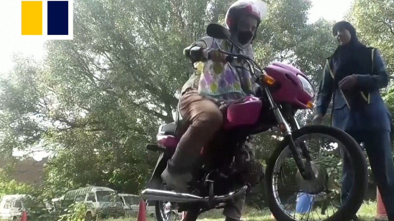 How a local police programme is helping to empower women in Pakistan