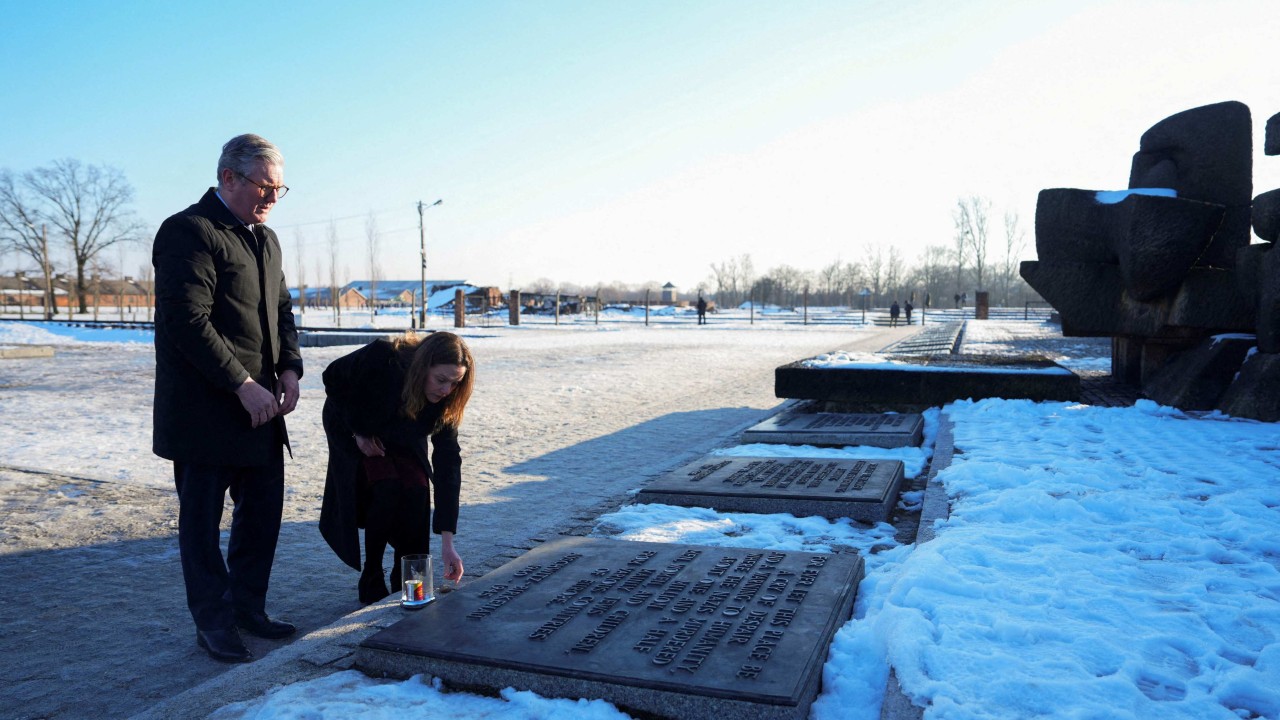 In Auschwitz, UK’s Starmer vows to fight antisemitism back home