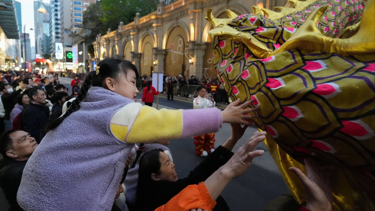 Crowds eagerly await Hong Kong’s ‘dazzling’ Lunar New Year parade