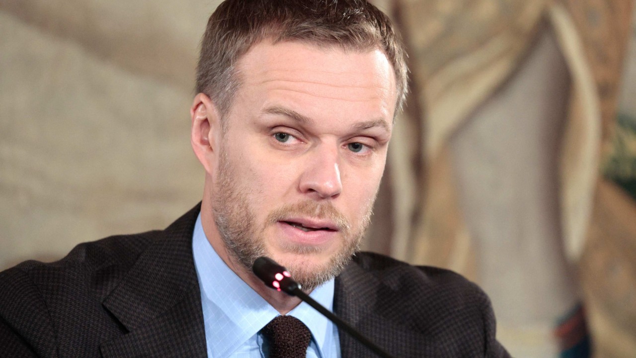 ‘Surrounded by sharks’: Europe tries to keep afloat amid pressures from China and US