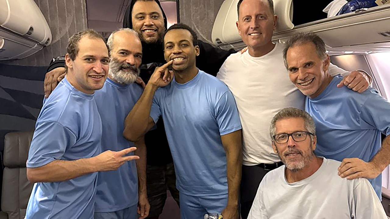 Venezuela frees 6 Americans after Trump envoy’s meeting with Maduro