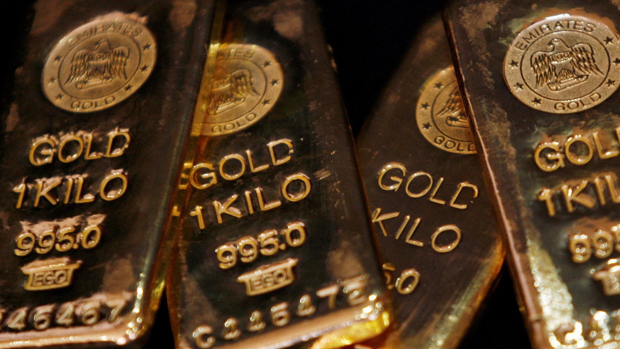 Gold hits record high as Trump’s tariffs spur safe-haven buying
