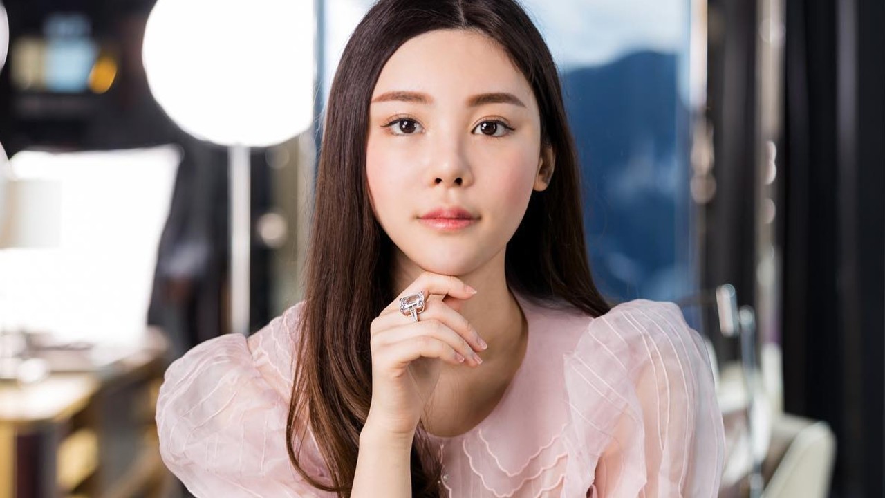 Ex-husband of slain model Abby Choi told to flee Hong Kong by boat, court hears