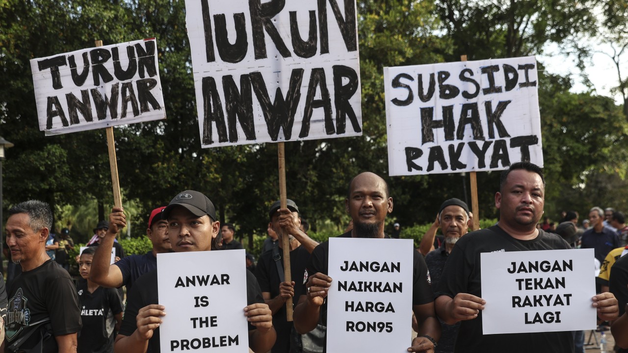 Malaysia’s Anwar backs down on protest rules, activists hail move as ‘a victory’