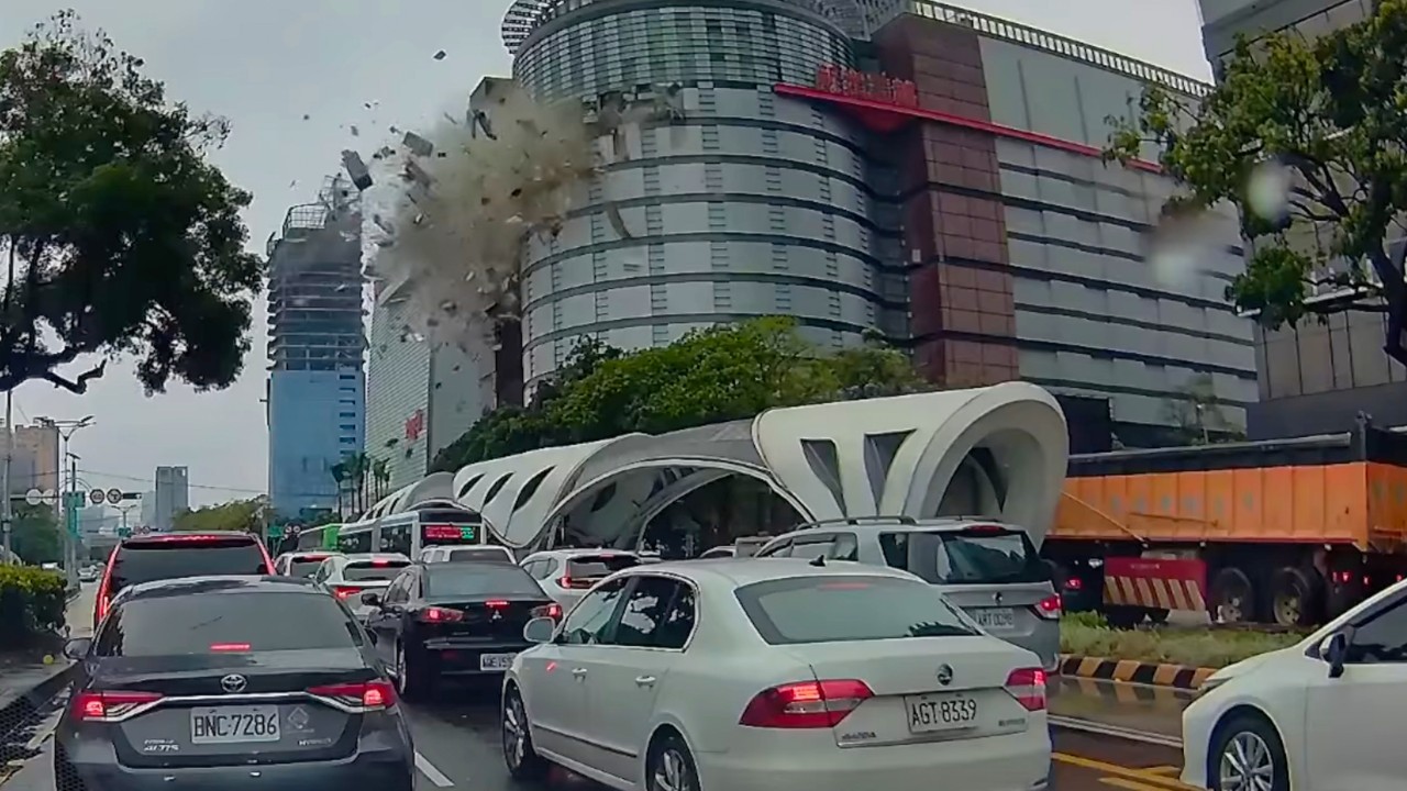 4 dead and at least 10 injured in Taichung department store blast: Taiwan media