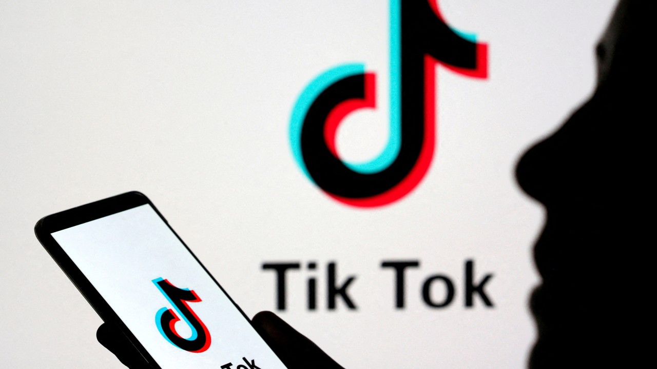 Apple, Google restore TikTok app in US after Trump halts enforcement of ban