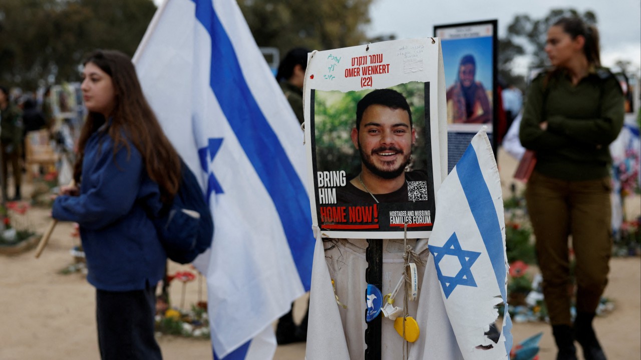 Hamas ready to free all hostages at once in Gaza truce phase 2