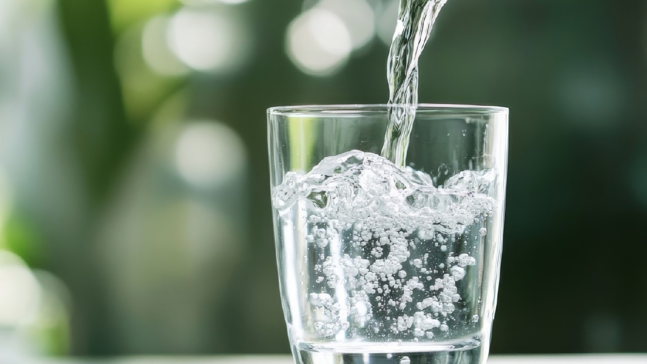 Trying to lose weight? Sparkling water could be your secret weapon