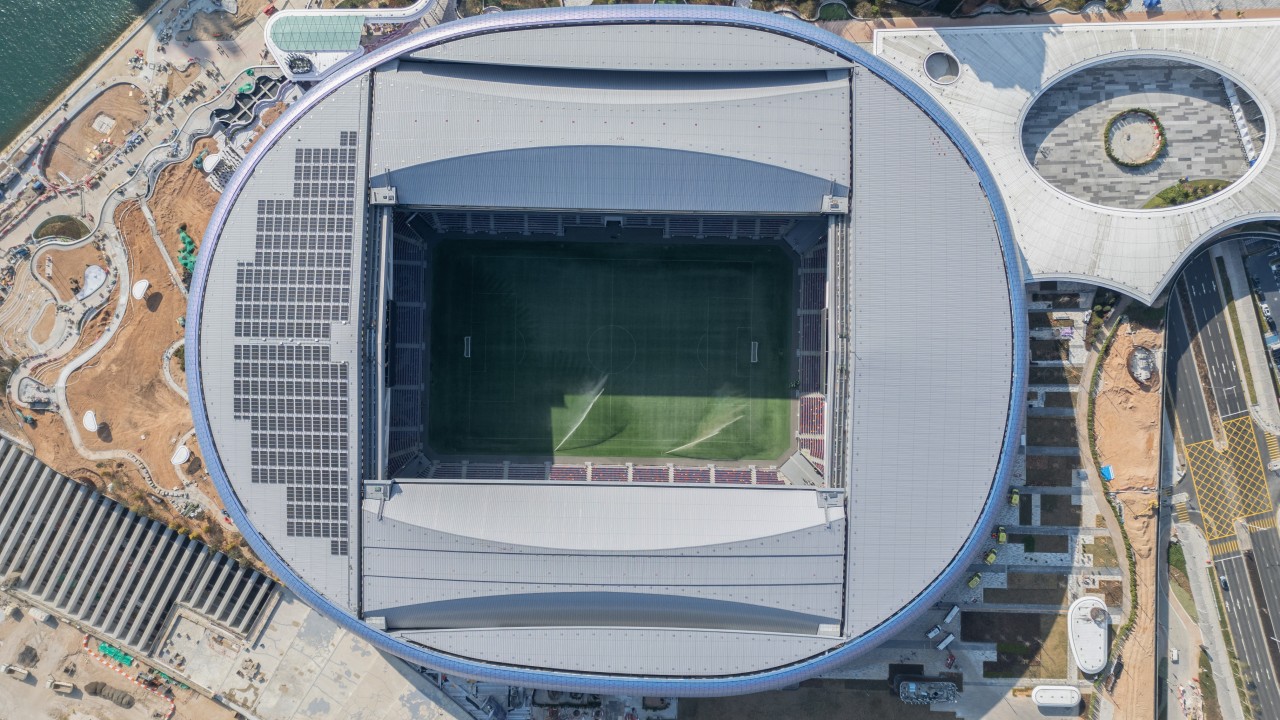 Why can’t Hong Kong people enjoy live broadcast of Kai Tak stadium opening?