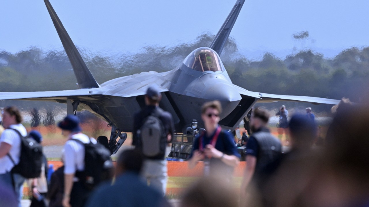 How China is solving F-22’s stealth coating cracks with 3,000-year-old silk weaving tech