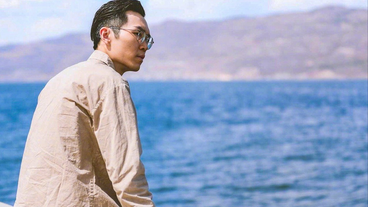 Hong Kong singer Khalil Fong leaves note for fans to ‘hold fast’ to their dreams