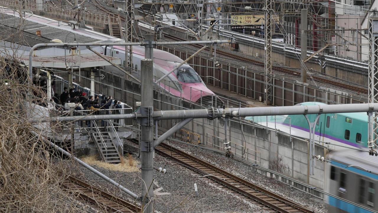 Japan bullet train cars decouple, 2nd time in less than 6 months