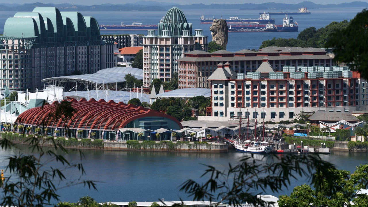 Tencent’s Weixin Pay chases Chinese tourists in Singapore with Sentosa deal